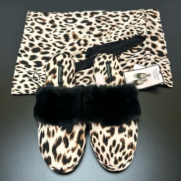Victoria’s Secret Leopard Print Bed Slippers Medium (7-8) Satiny Faux Fur Trim - Picture 2 of 12